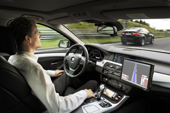 Những công nghệ giúp hình thành xe tự lái